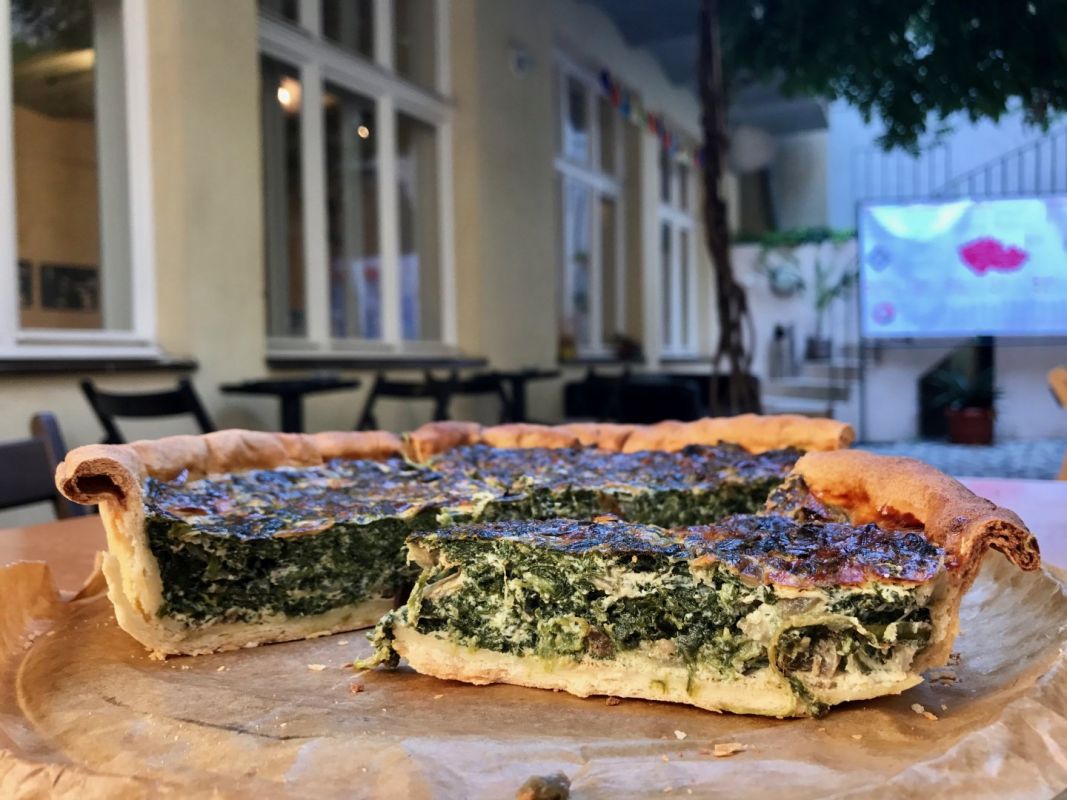 Langhans – Центр «Человек в беде»