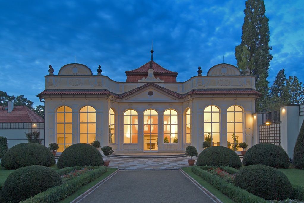 Чернинский сад