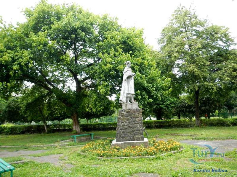 Памятник Богдану Хмельницкому