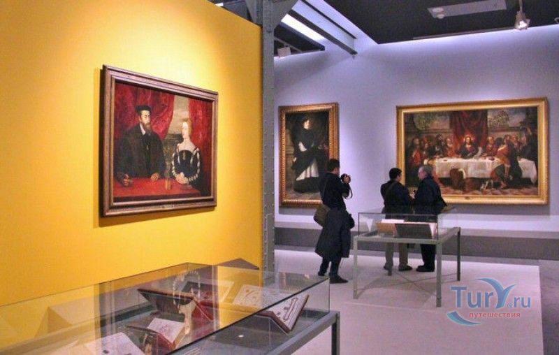 Культурный Центр CentroCentro (Дворец Сибелес)