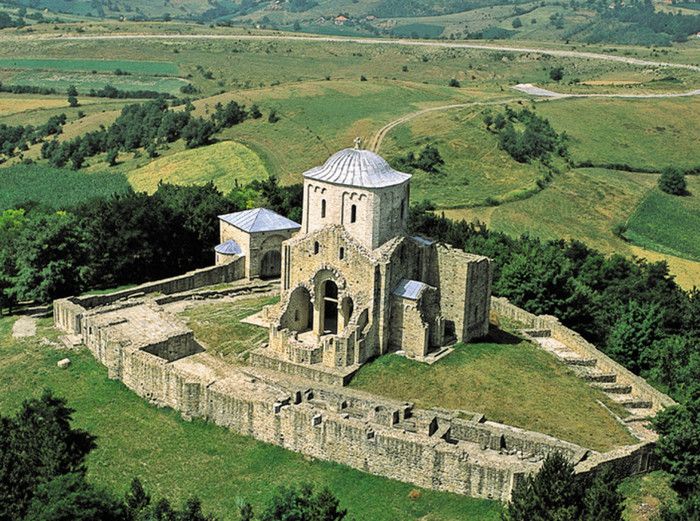 Монастырь Джуржеви Ступови