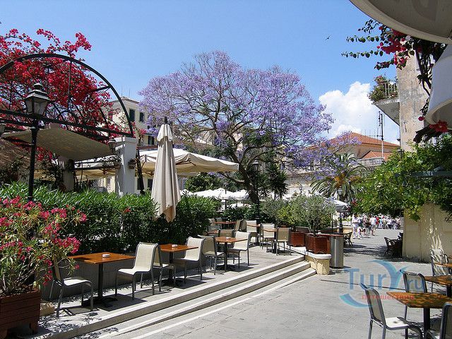 Ратушная Площадь