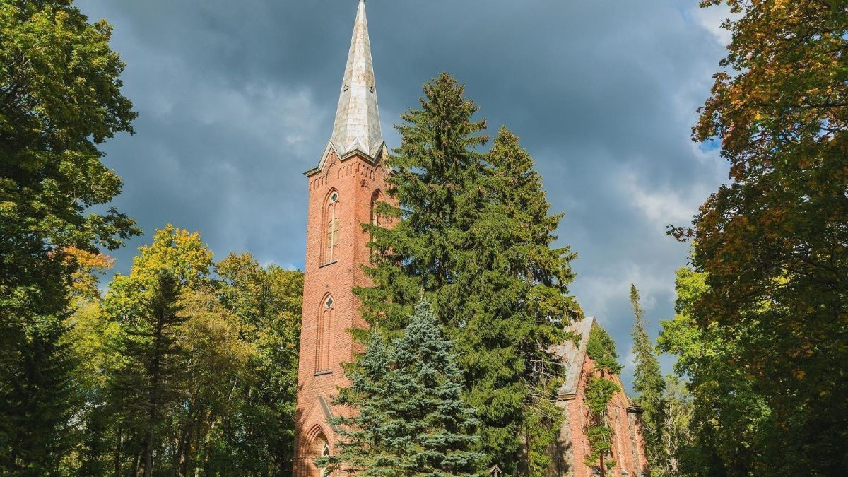 Церковь Андреаса Эстонской евангелическо-лютеранской церкви в Якси