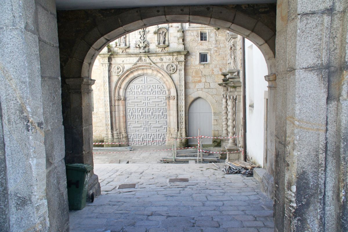 Церковь Святой Клары (Игрежа-ди-Санта-Клара)