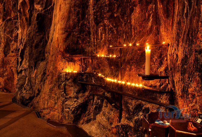 Церковь Темппелиаукио (Церковь в Скале)