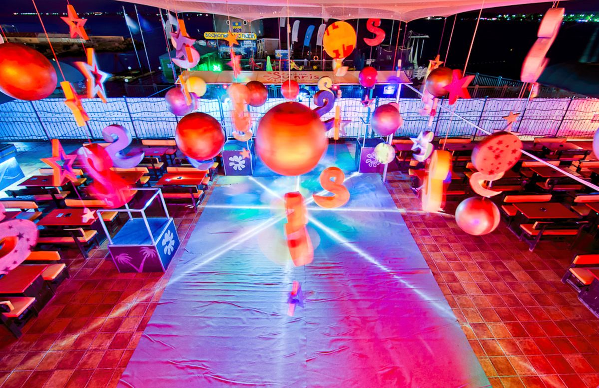 Найт-клуб Санрайз