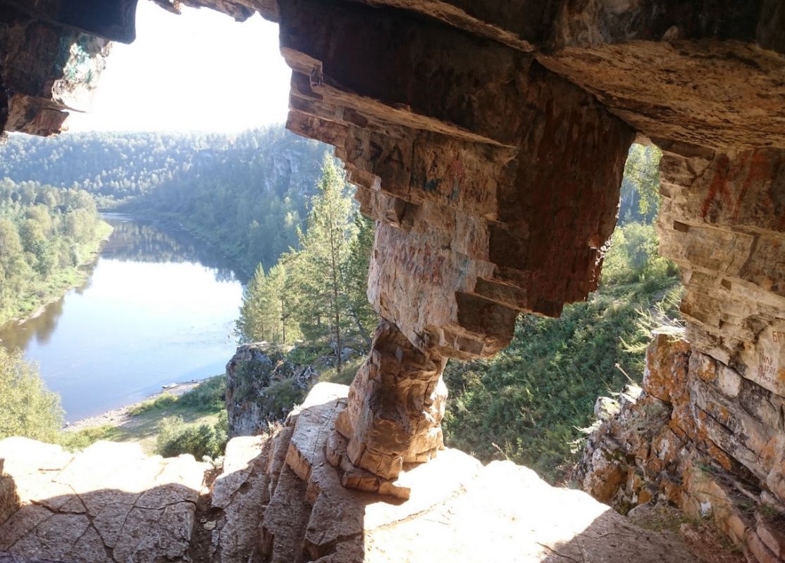 Идрисовская пещера