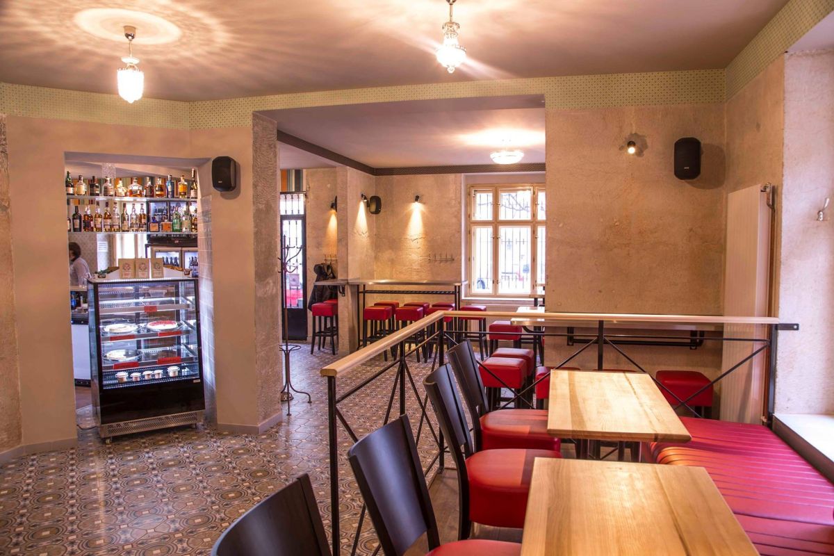 Bad Flash Bar - Karlín