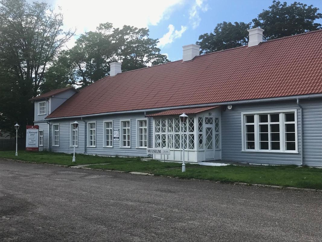 Хийумааский музей «Длинный дом»