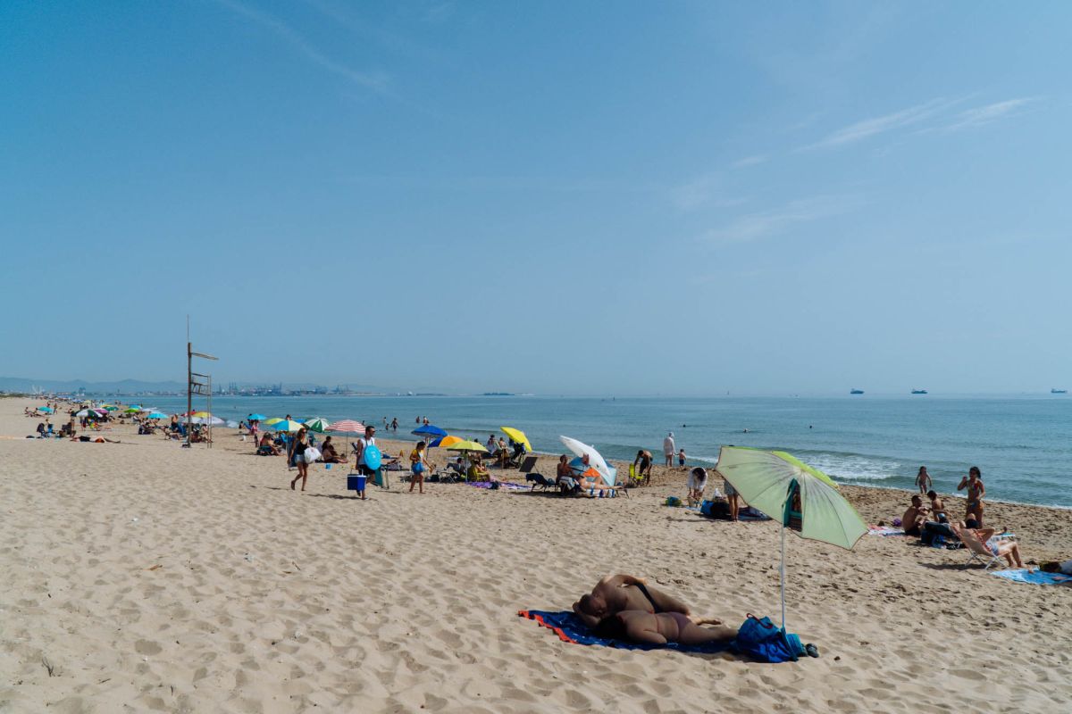 Пляж Эль-Салер