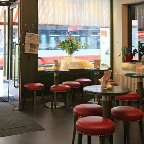 Эргартова кондитерская и кафе на Летне (Erhartova cukrárna a kavárna)