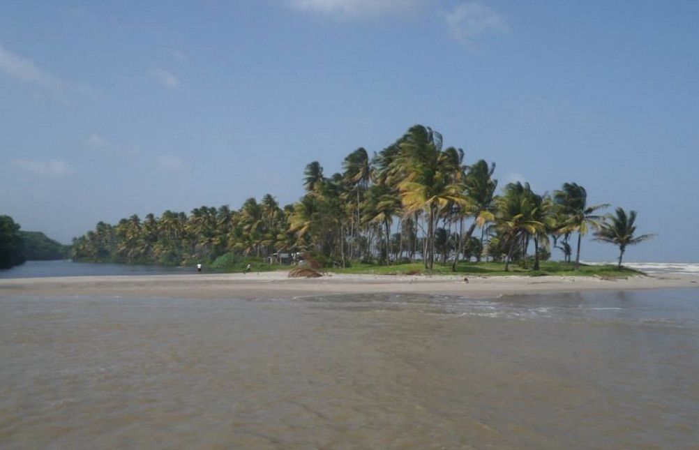 Залив Манзанилла