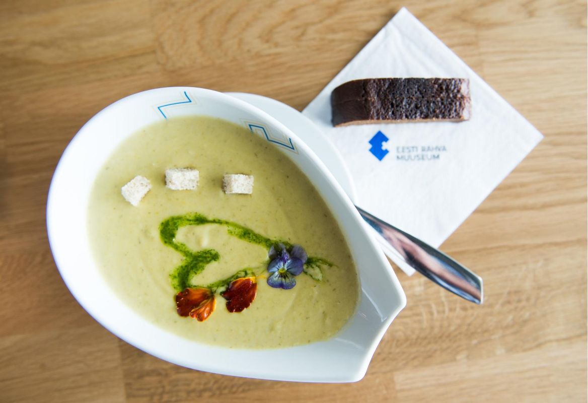 Кафе Pööriöö в Эстонском национальном музее