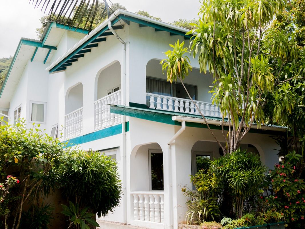 Le Mangliers Guest House