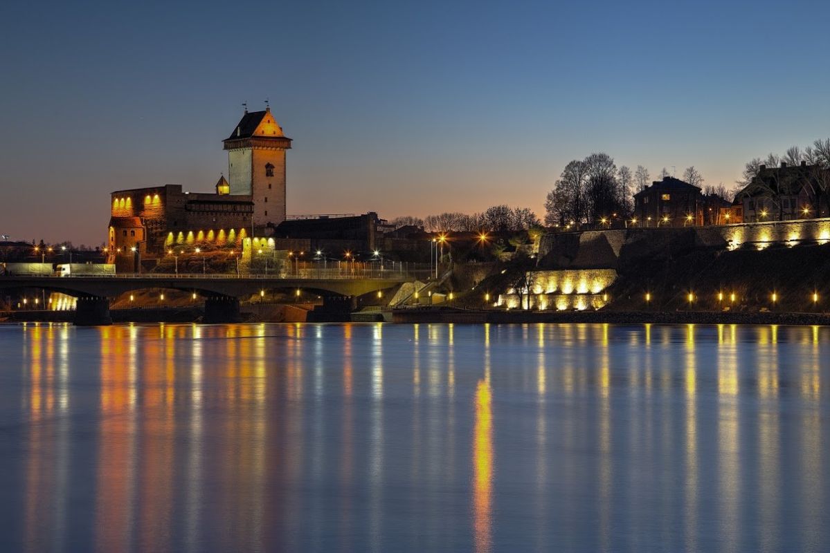 Нарвский замок