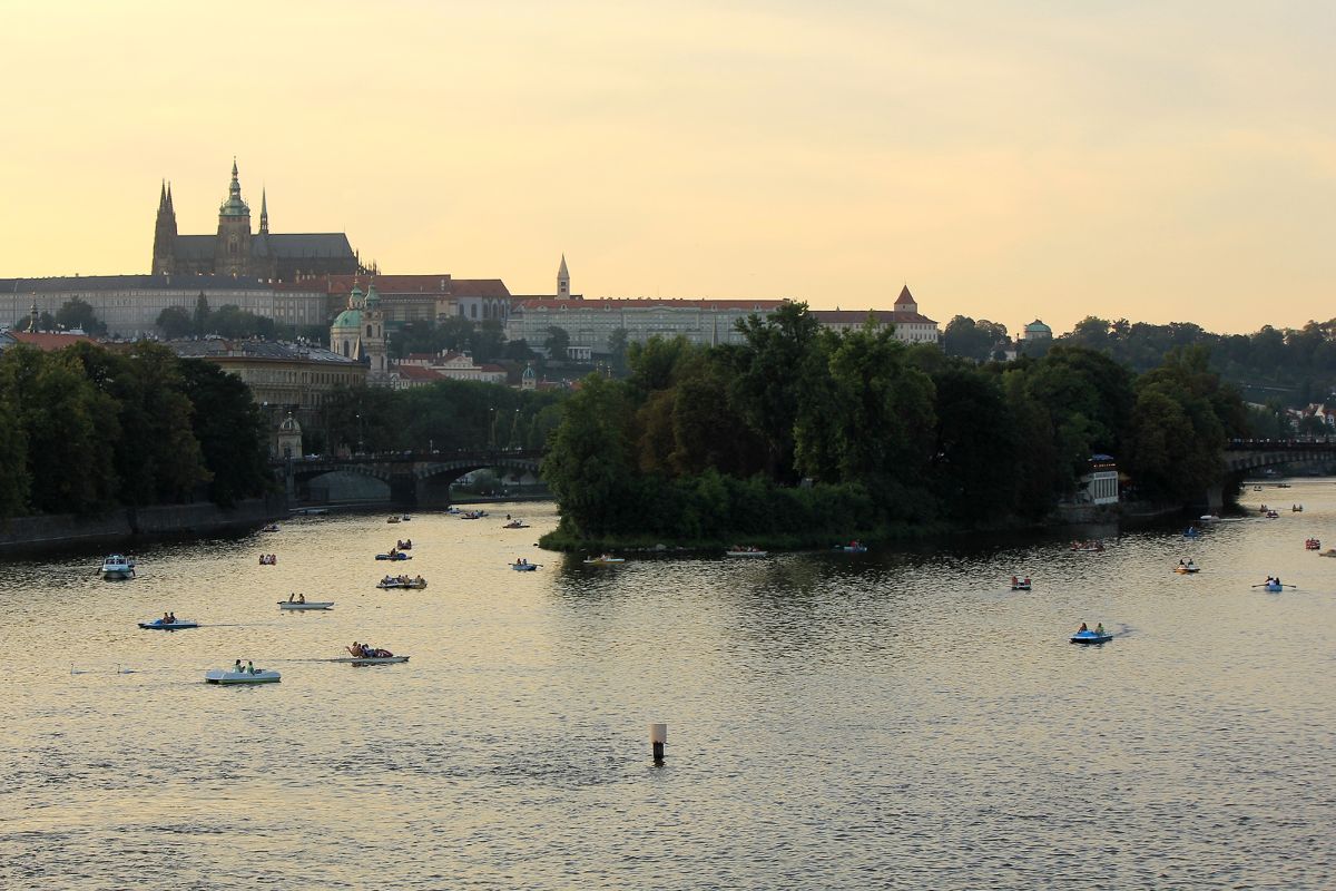 Стрелецкий остров