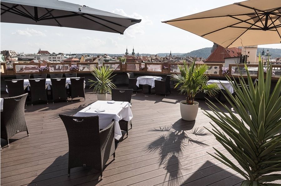 Fashion Club & Restaurant Prague