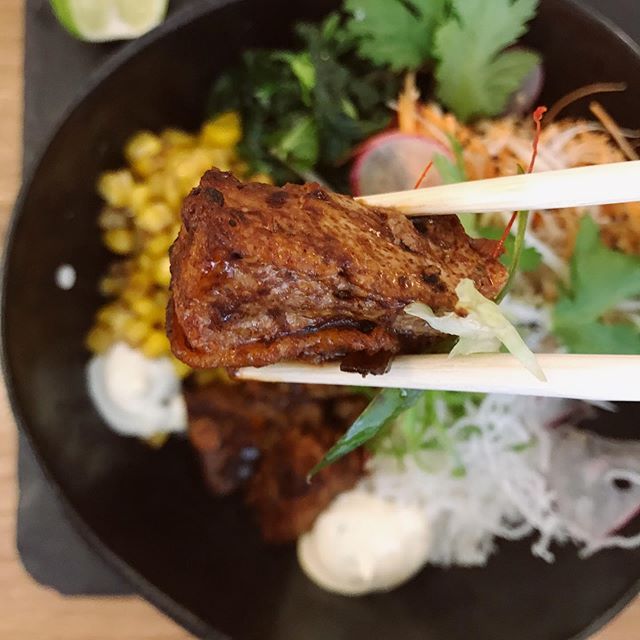 Современный ресторан Estrella