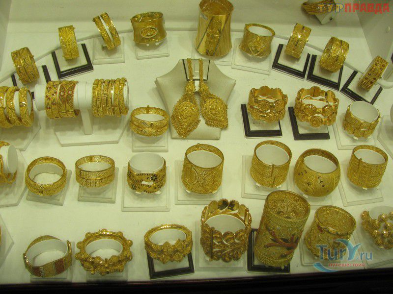 Центральный рынок в Шардже