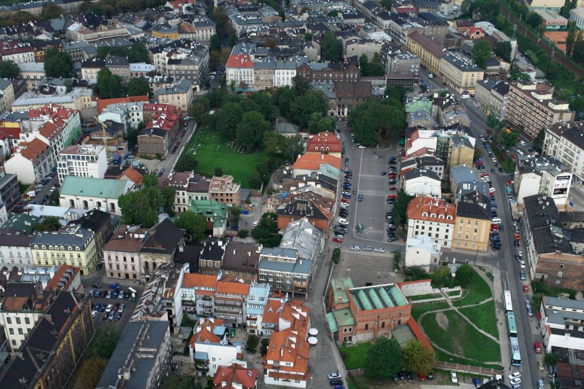 Улица Широкая