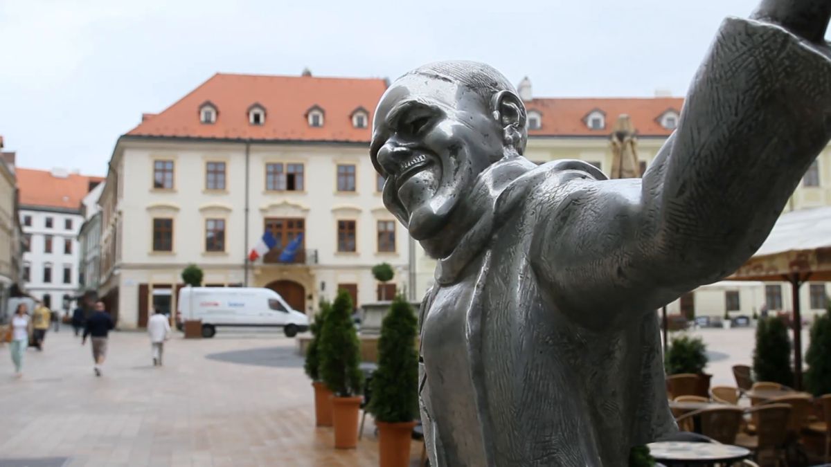 Статуя Игнаци Ламара