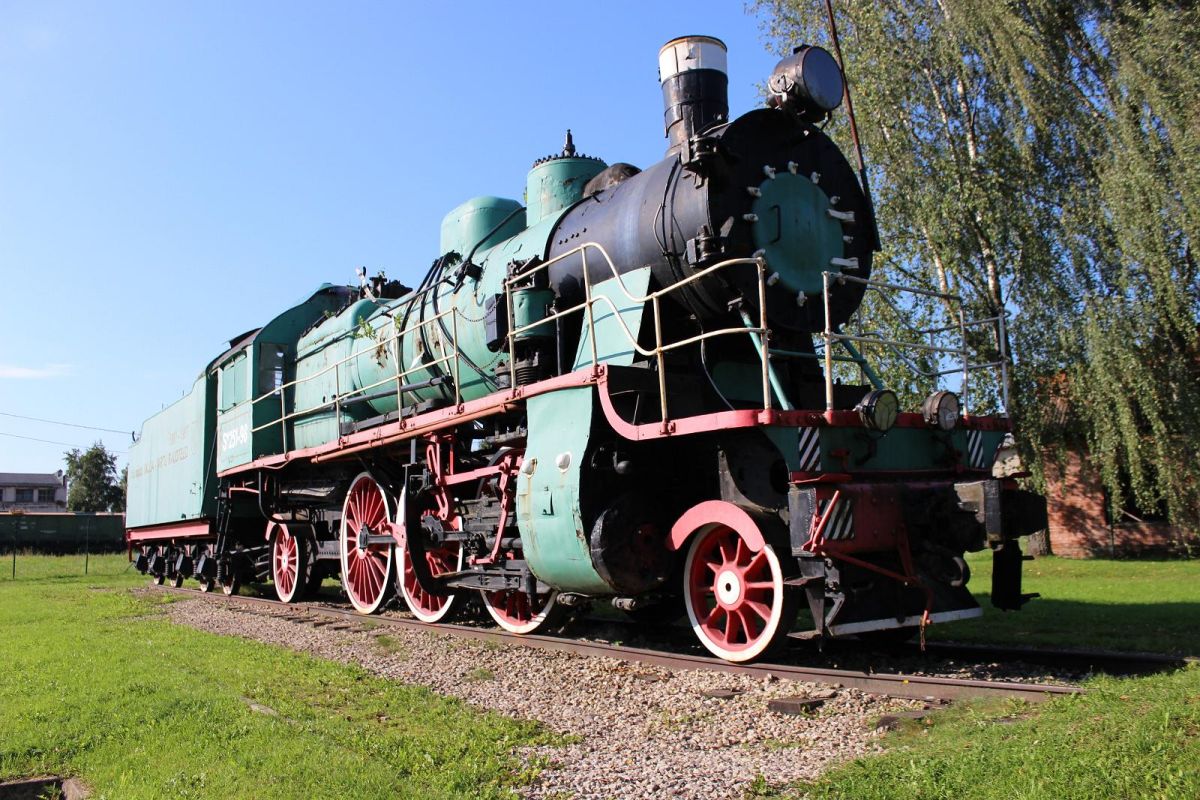 Паровоз-памятник