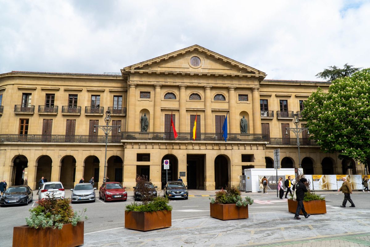 Наваррский дворец