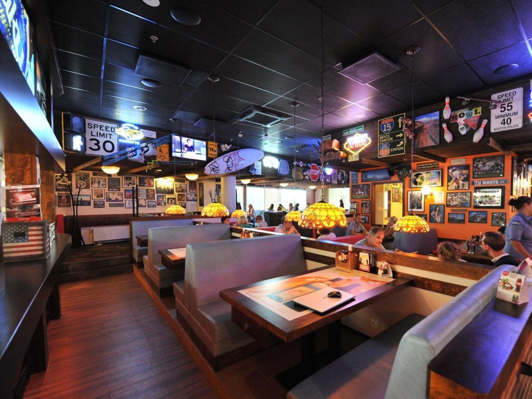 Ресторан BabyBack Ribs & BBQ в центре Виймси