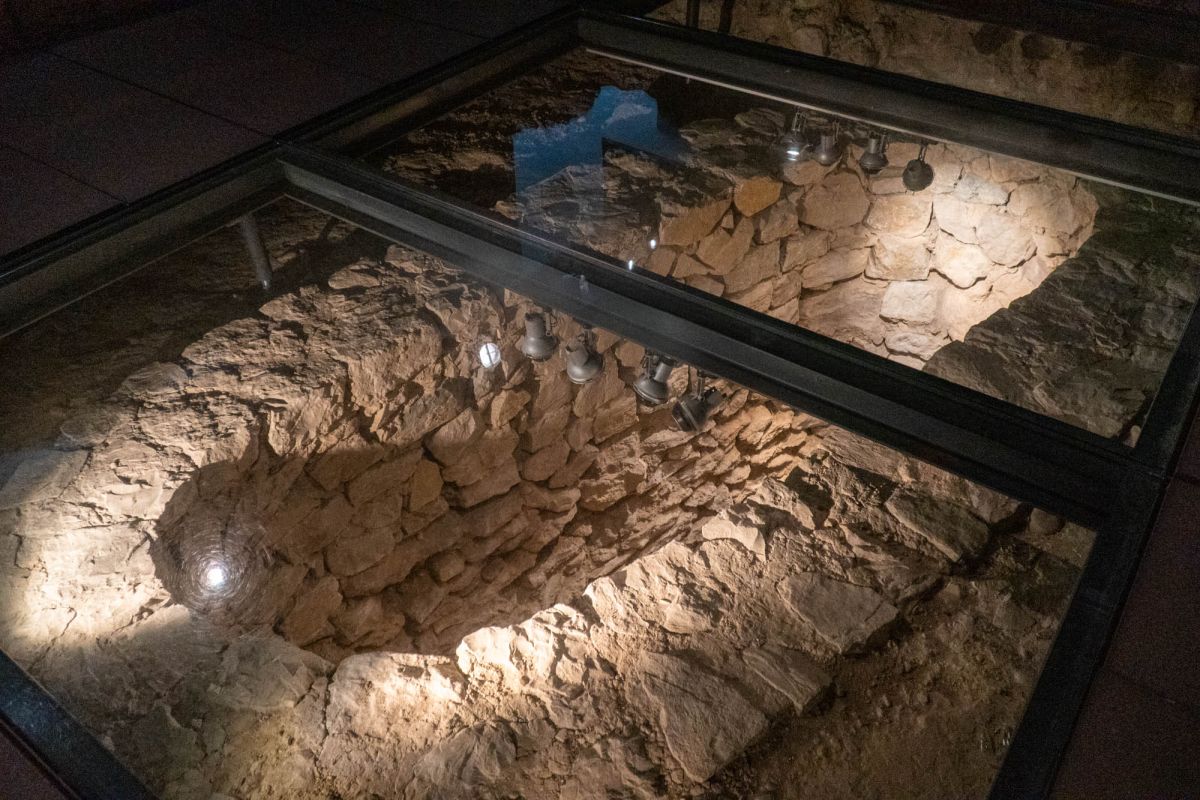 Археологический музей Алмоина