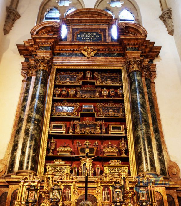 Базилика Сан-Петронио