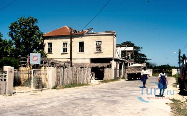 Барретт Хаус