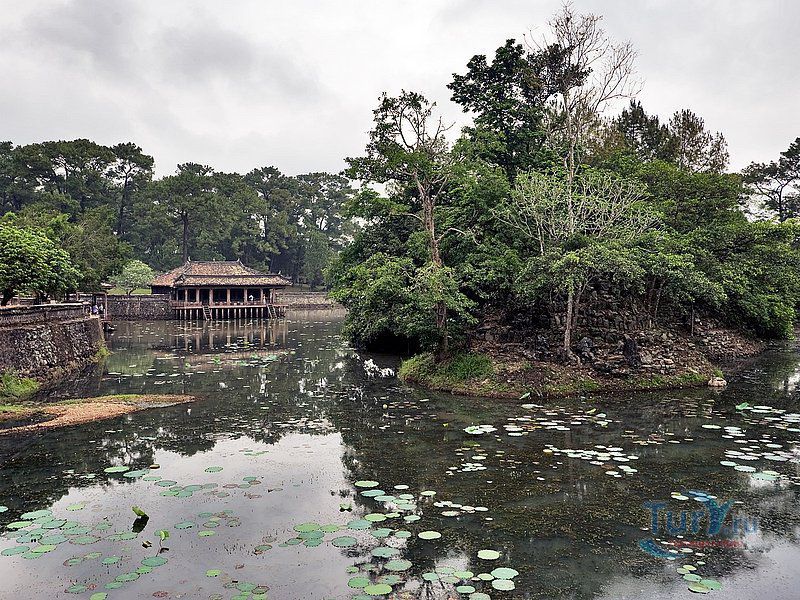 Гробница императора Ты Дыка