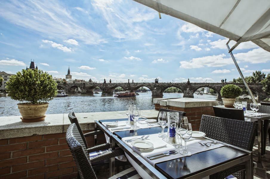 Ресторан Hergetova Cihelna