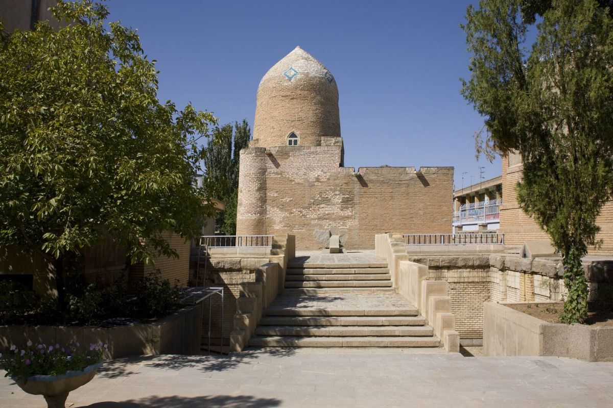 Гробница Есфири и Мордехая