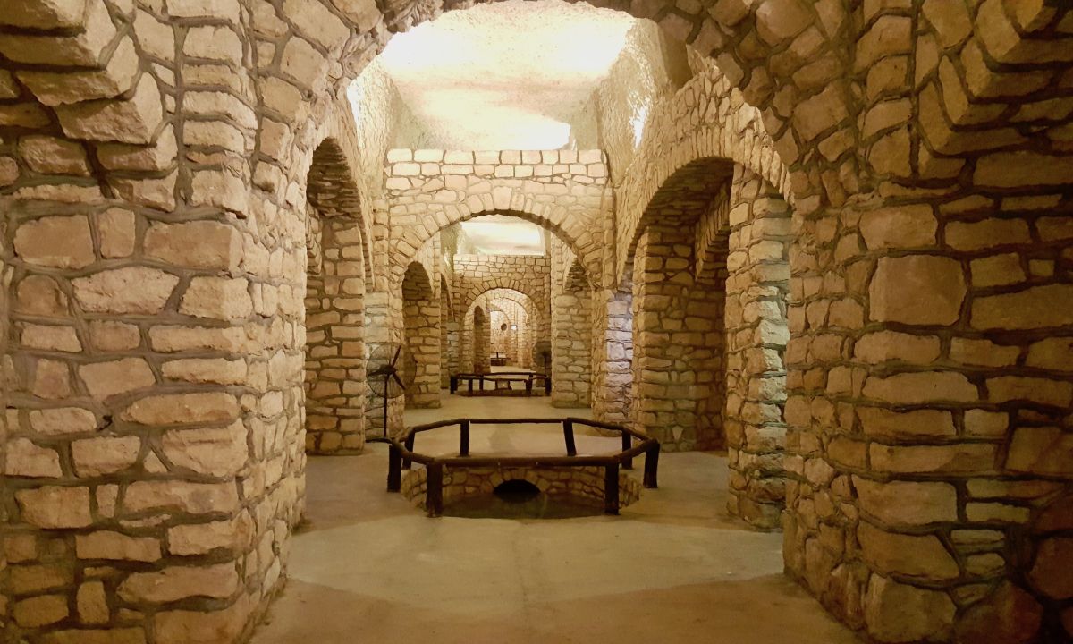 Подземный город 