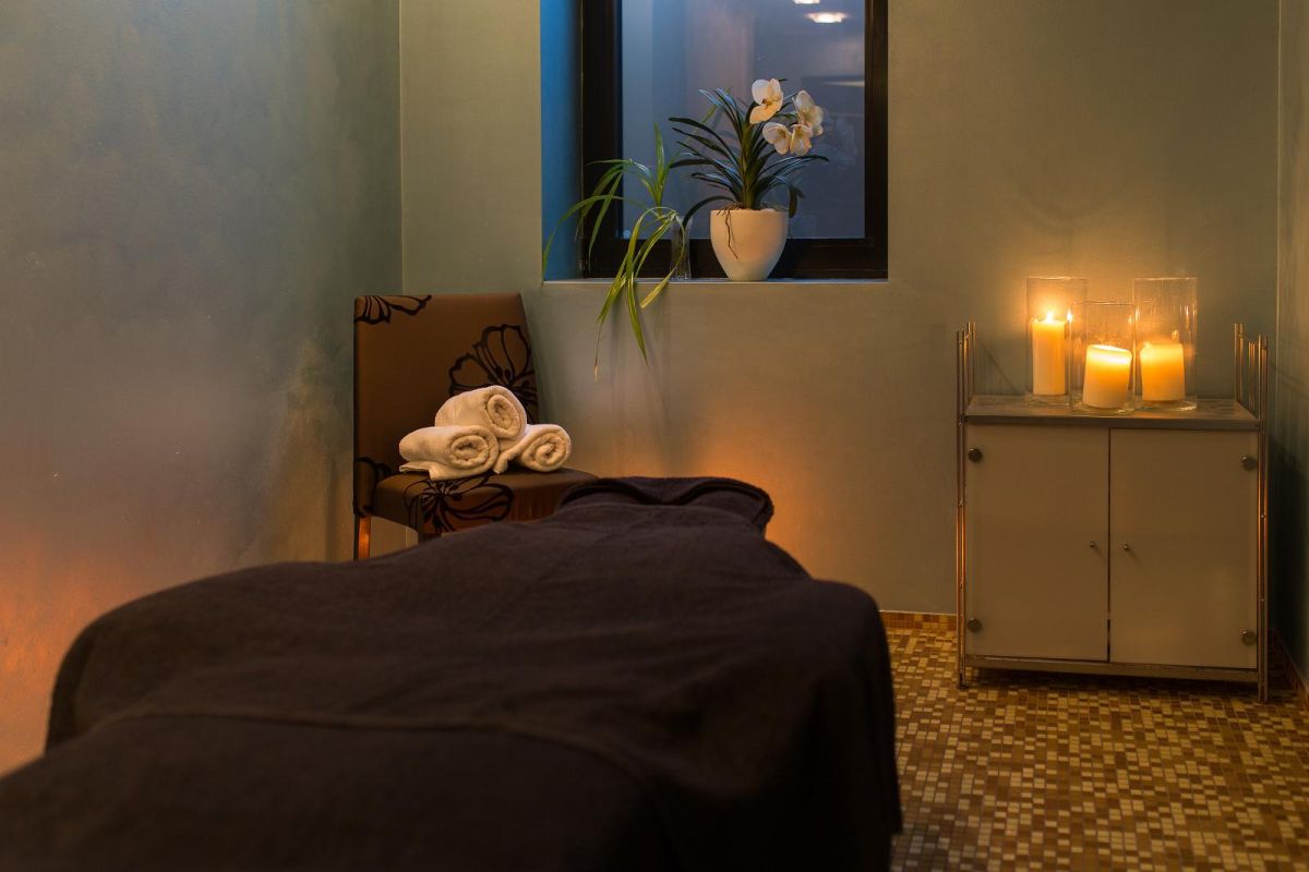 Водный центр отеля и СПА Arensburg Boutique