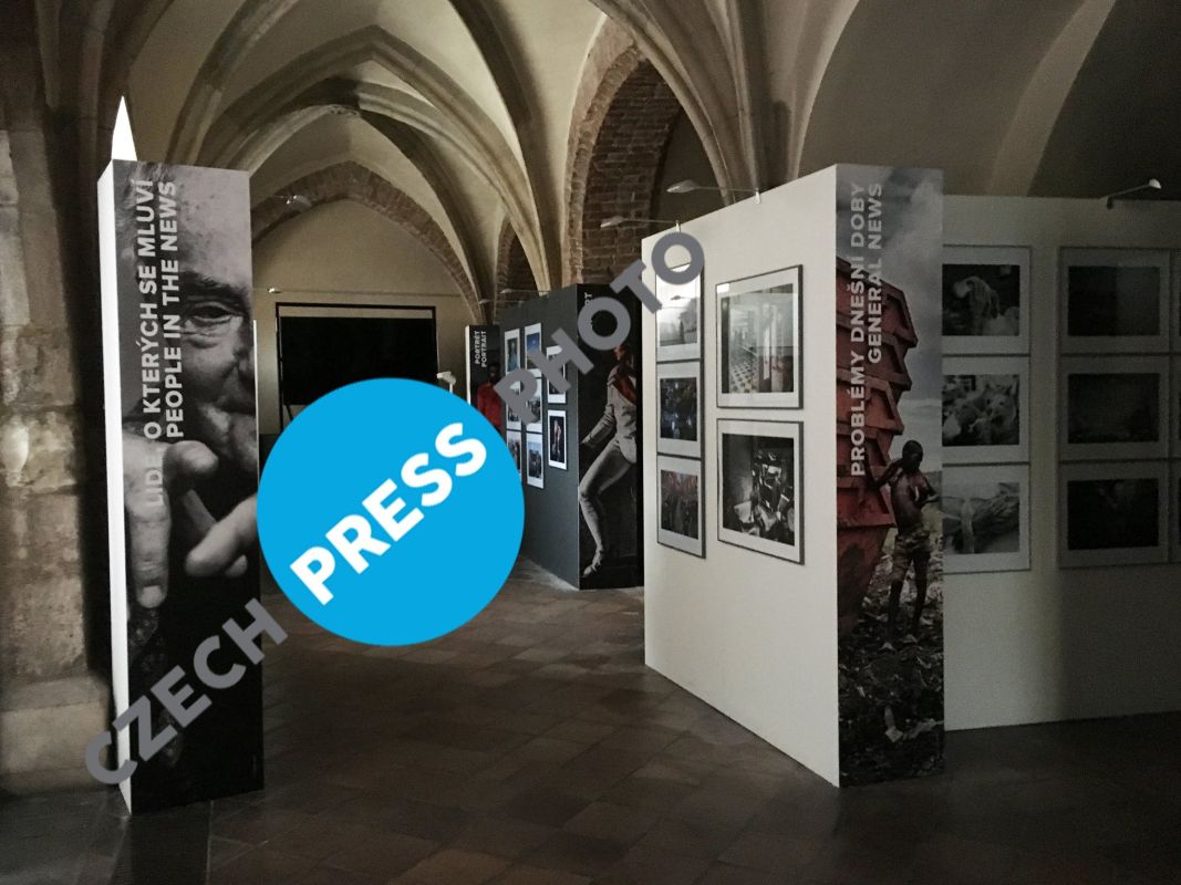 Старомнестская ратуша – Крестовый коридор и Рыцарский зал