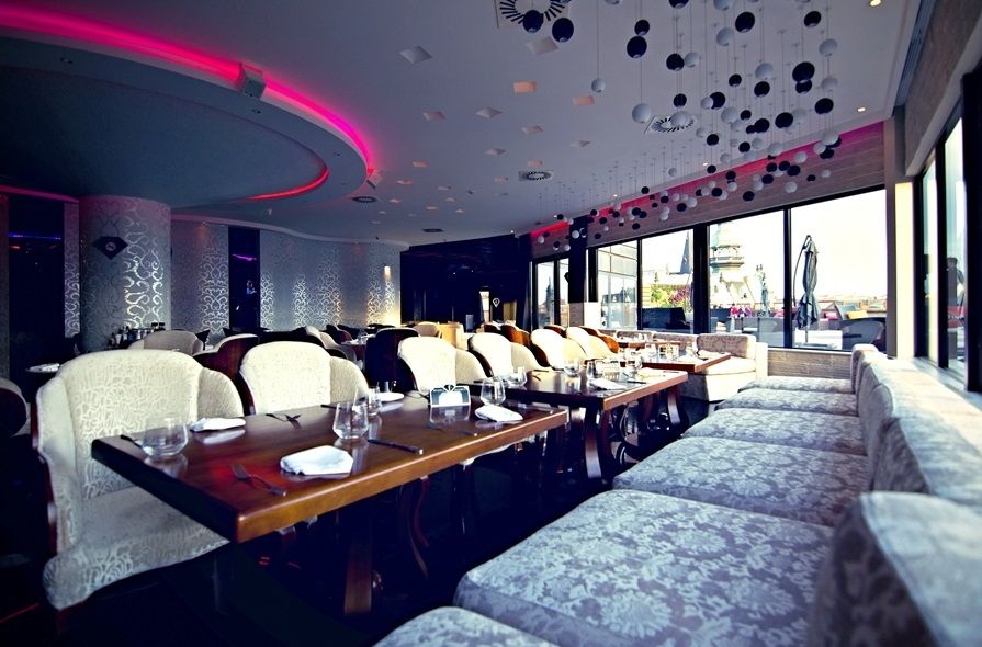 Fashion Club & Restaurant Prague