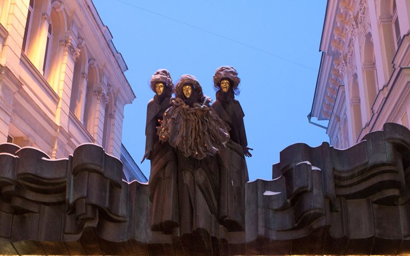 Скульптура Три музы