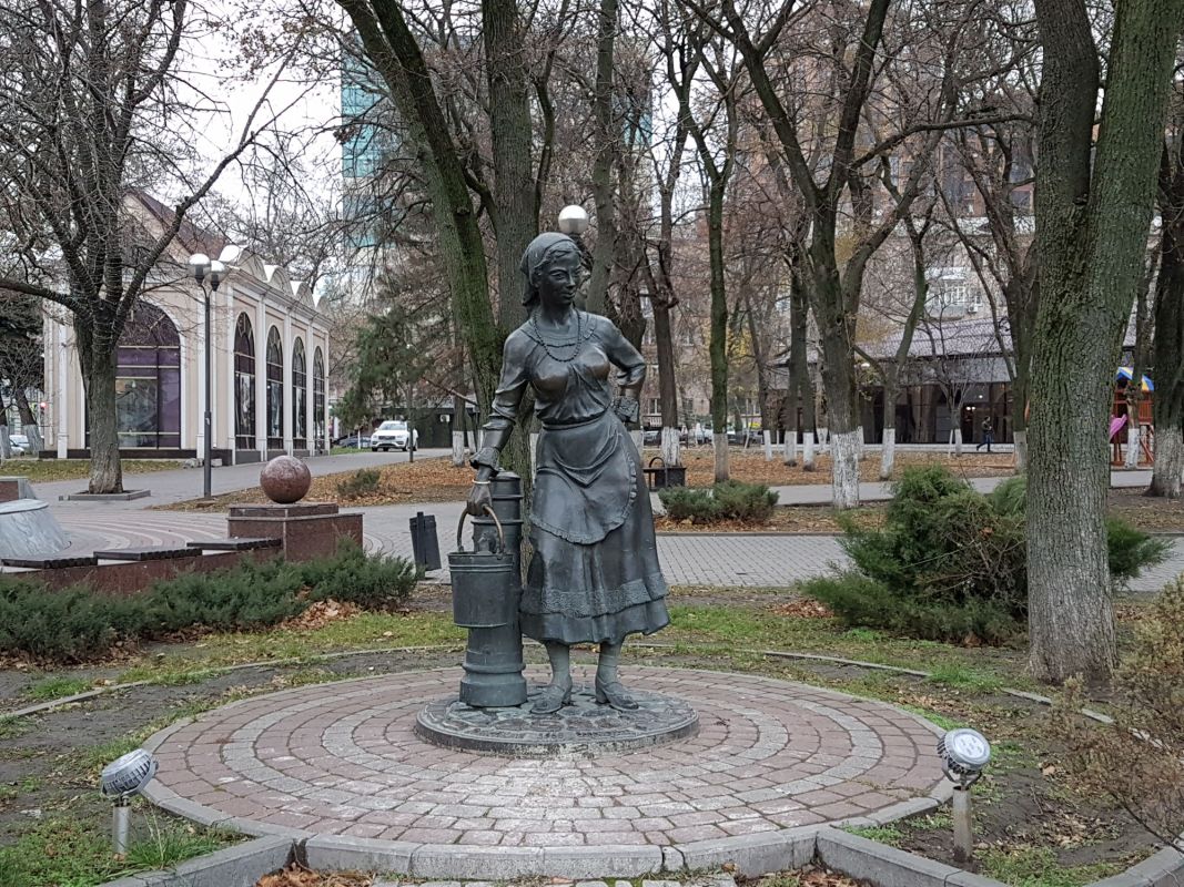 Памятник водопроводу