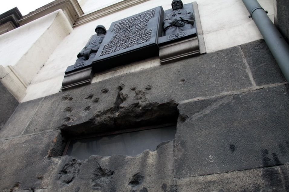 Национальный памятник героям гейдрихиады