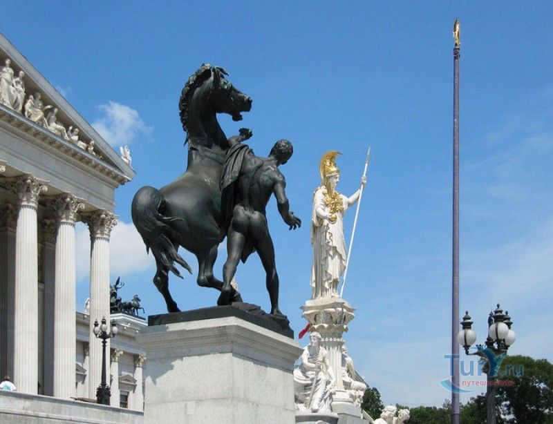 Здание Австрийского Парламента в Вене