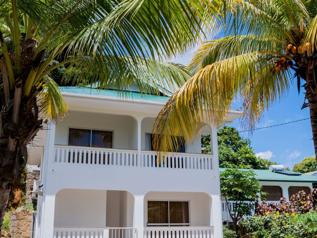 Le Mangliers Guest House