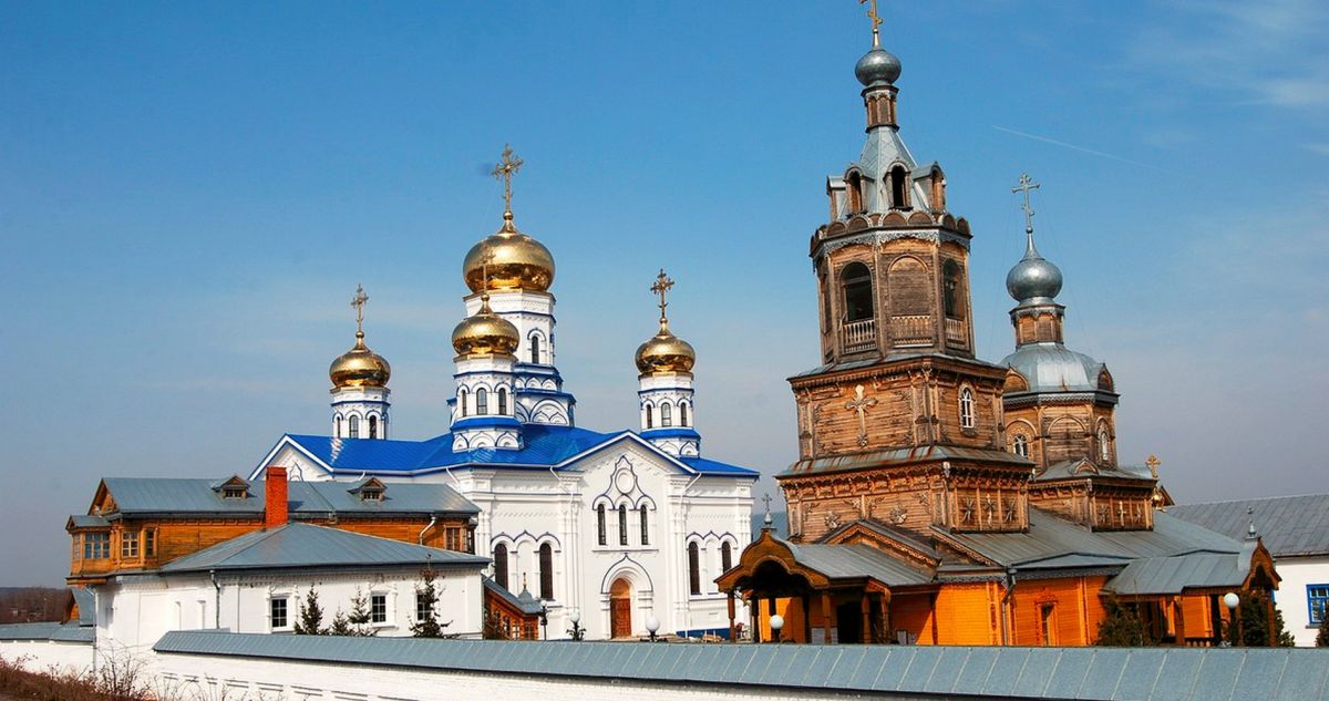 Тихвинский Богородичный Успенский монастырь