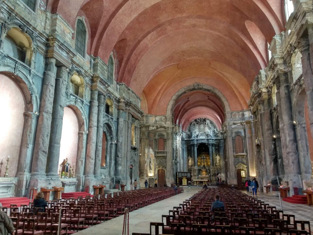 Церковь Сао Домингес (Church of St. Dominic)