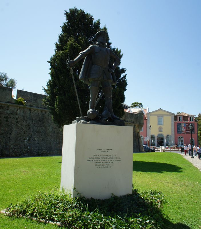 Статуя Д. Диого де Менезеса