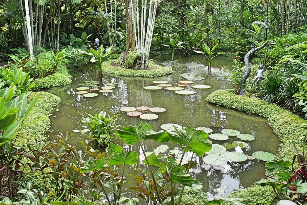 Парк Нассим Гейт