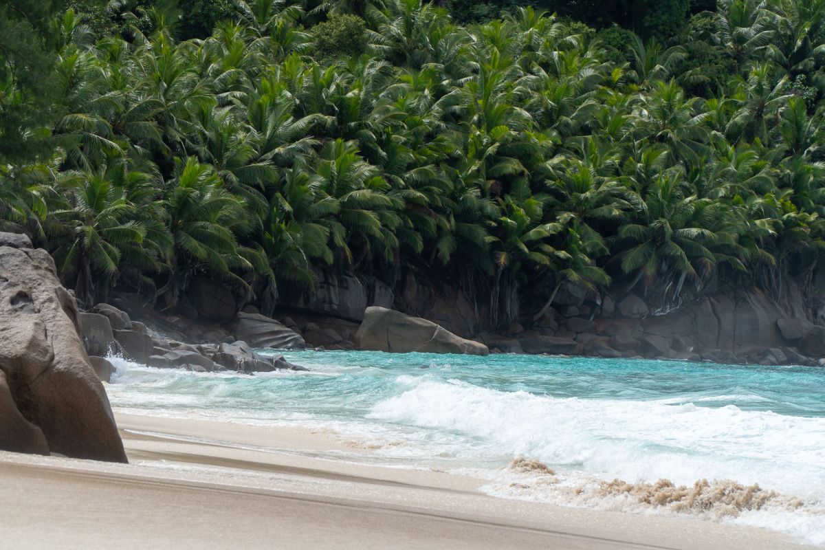 Пляж Анс Интенданс