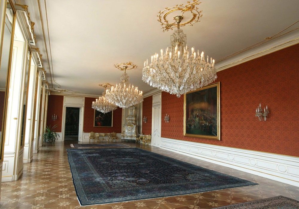 Новый королевский дворец