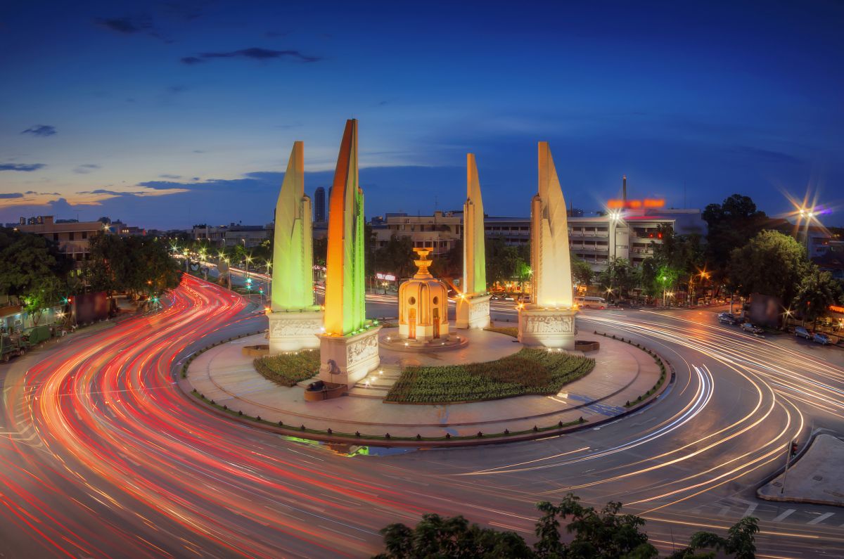 Монумент демократии (Democracy Monument)